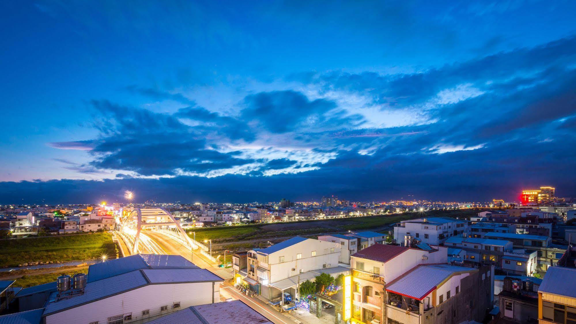 โรงแรมแอปเปิล Taitung ภายนอก รูปภาพ